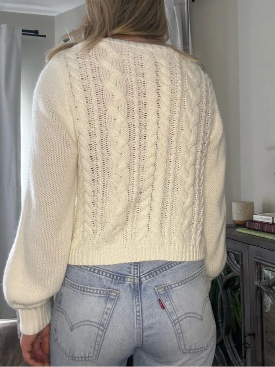 Cozy Cream Cable-Knit Tie-Front Sweater - Picture 5 of 8